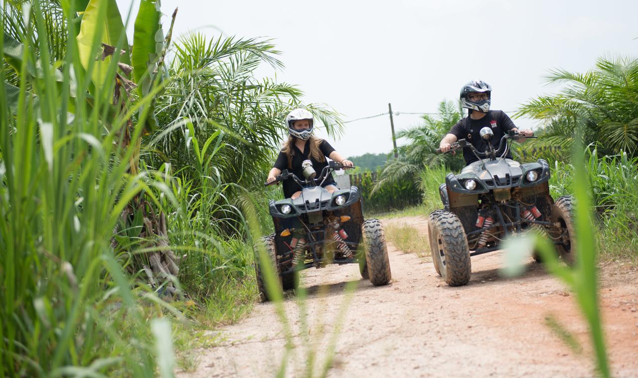 Sinar Eco Resort Kampong Bukit Panjang Kültér fotó